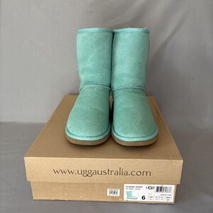 Womens UGG Australia Boots Classic Short Aqua Suede Wool Light Green Blue Sz 6